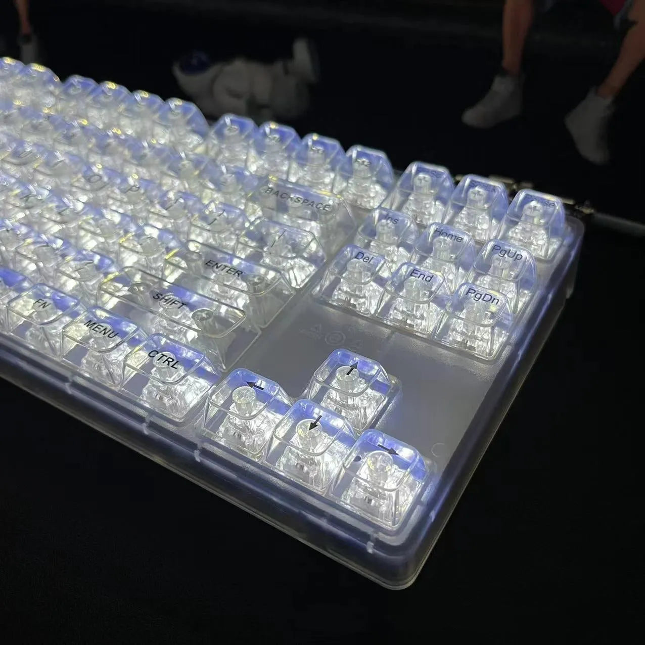 Universal transparent plastic 132 key cap replacement set for keyboards
