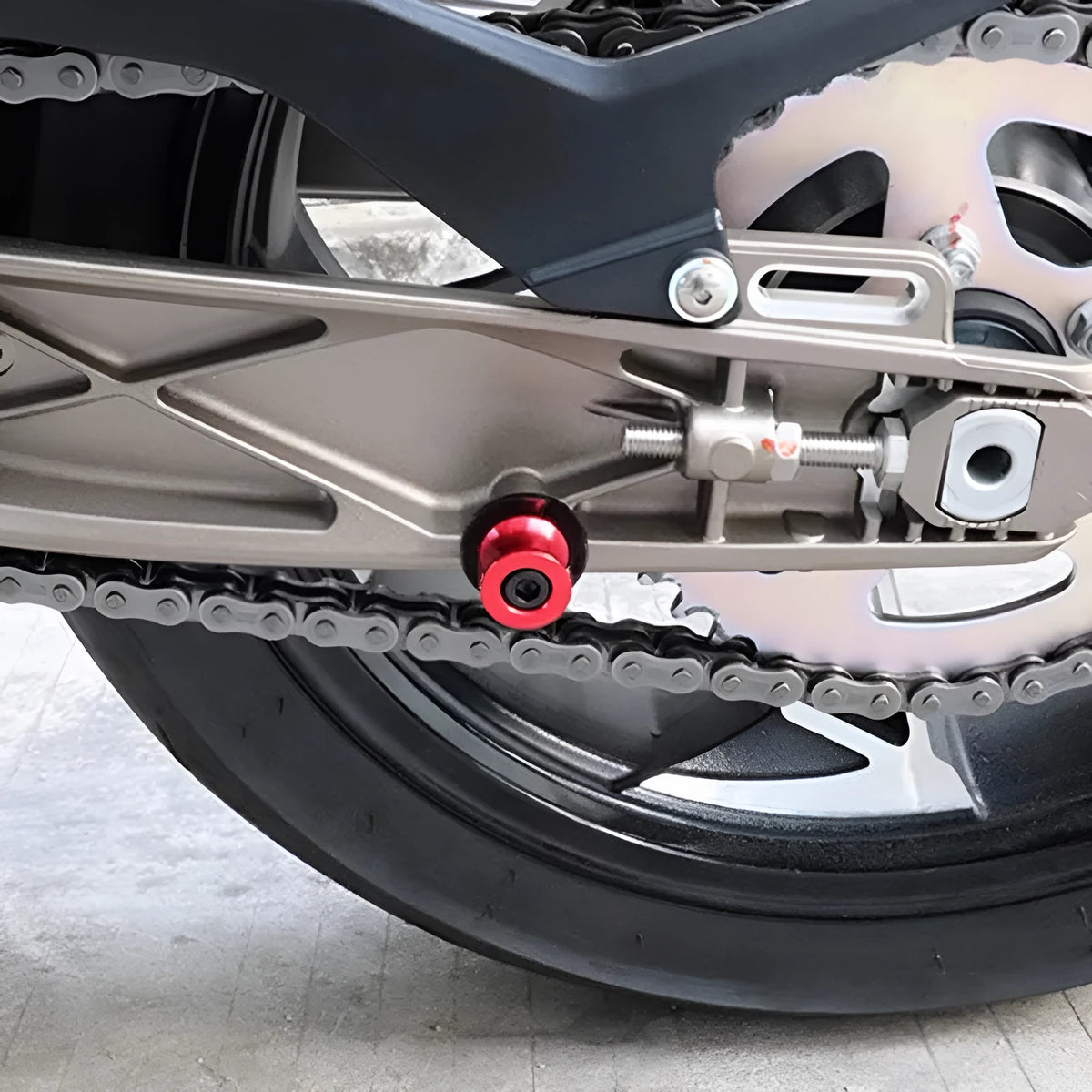 Aluminium alloy CNC-machined frame screw for motorbike parking lift in gold colour side view