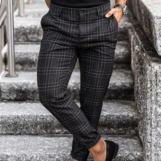 Stylish plaid casual pants for men, featuring a loose and comfortable design, available in a variety of colors