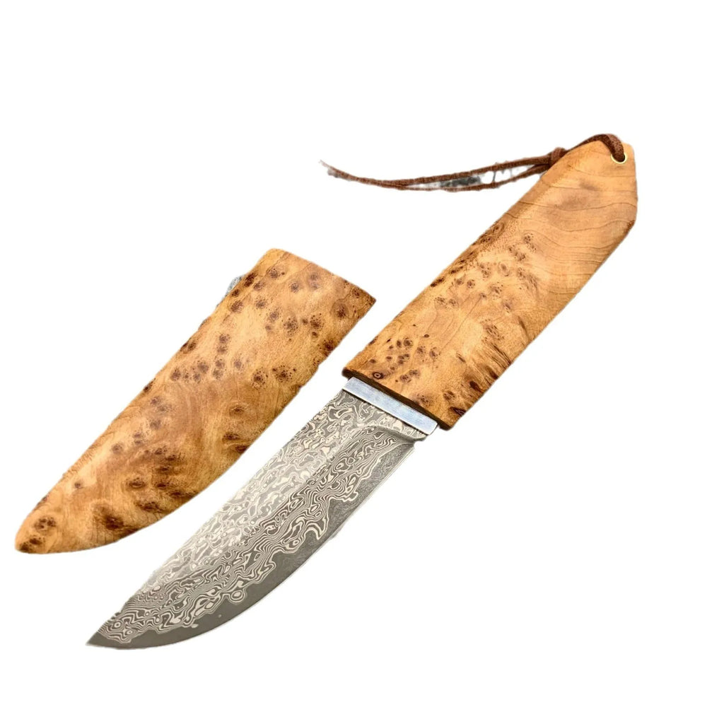 White Shadow short knife with Damascus steel blade and Thuja wood handle measuring 18cm