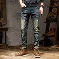 Men's slim-fit jeans in a retro colour with a zip fly, made from cotton denim