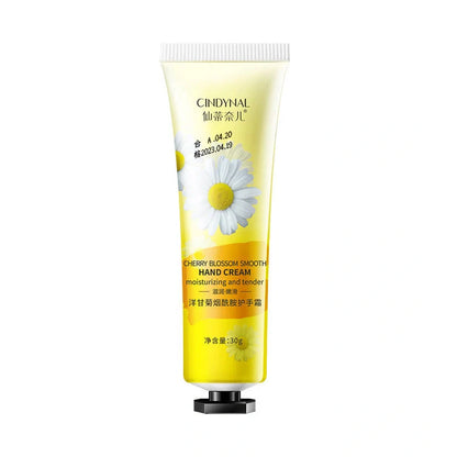 30g chamomile hand cream tube with horse oil and plant fragrance for non-greasy moisturisation
