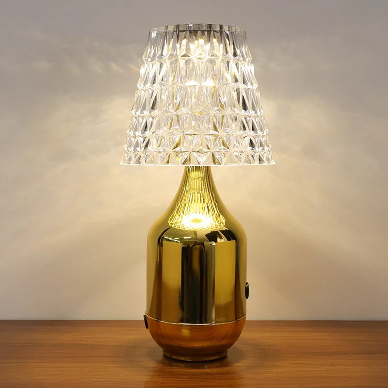 LED charging retro table lamp with USB outlet, American style, iron art plating, electrophoretic gold finish