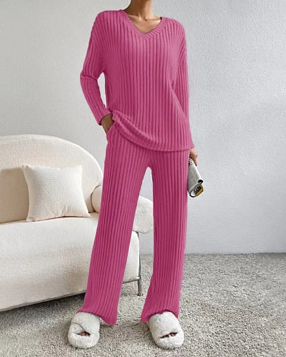 Women's polyester suit set with V-neck top and straight pants in various colours