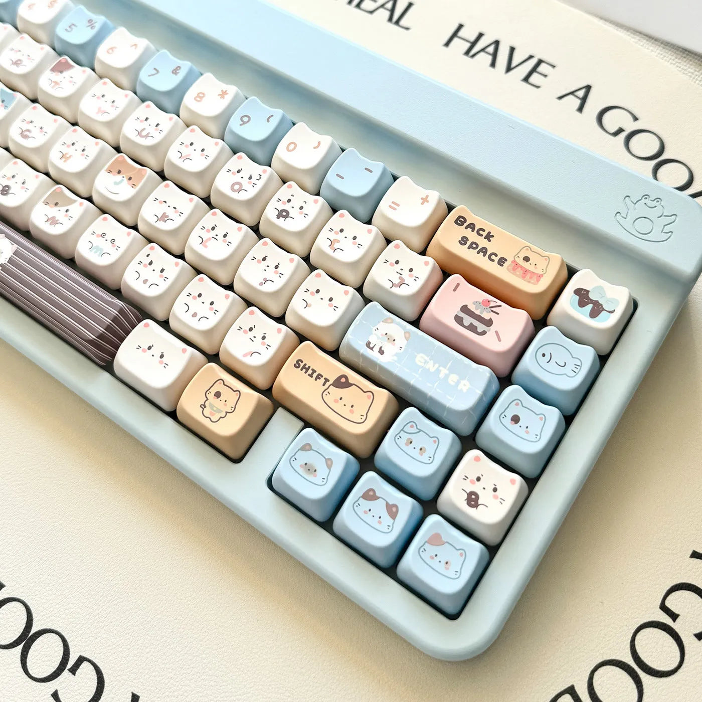 Sea Salt Cat PBT sublimation keycap full set with 7u space bar supplement for mechanical keyboards