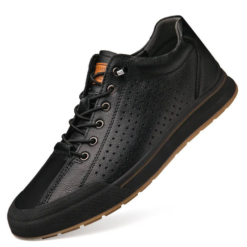 Men's white breathable shoes with round toe and flat 6CM heel on a plain background