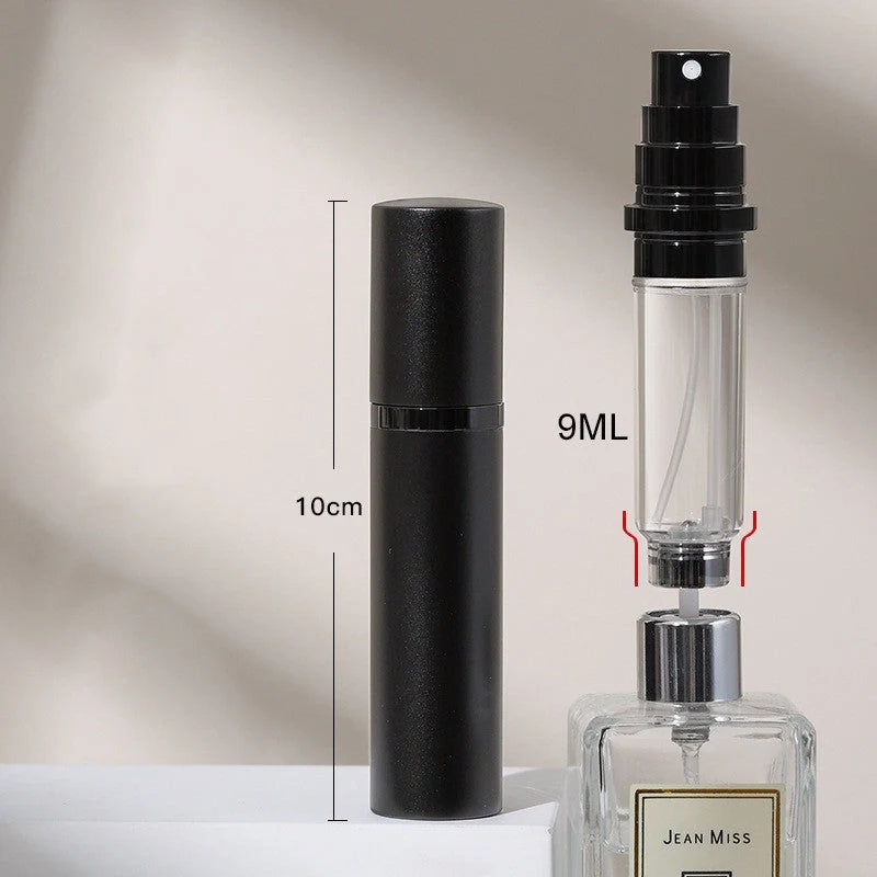 Compact perfume vaporizer in various colours with leak-proof design for travel