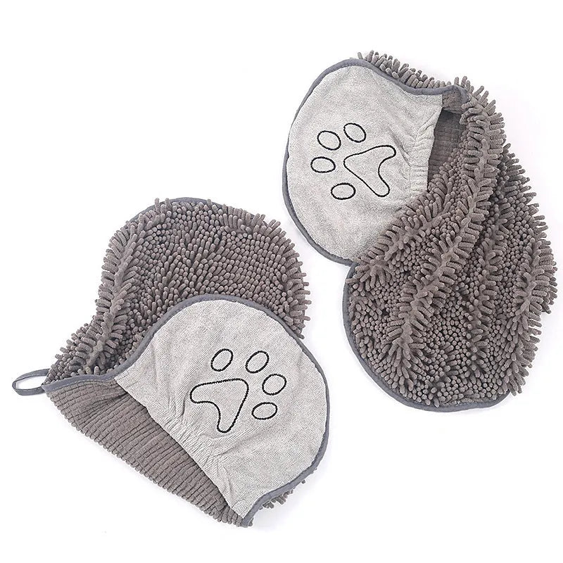 Grey pet scrubbing towel for cats, 35x80cm, made from absorbent fibre with gloved design