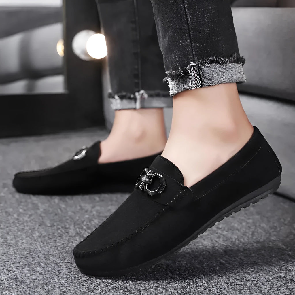 Men's black and grey suede casual shoes with rubber sole in sizes 39 to 44