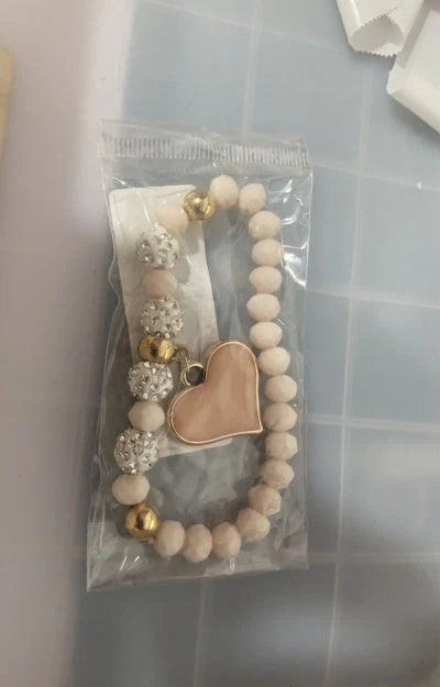 Elastic Crystal Heart Bracelet in various colours with heart-shaped crystals