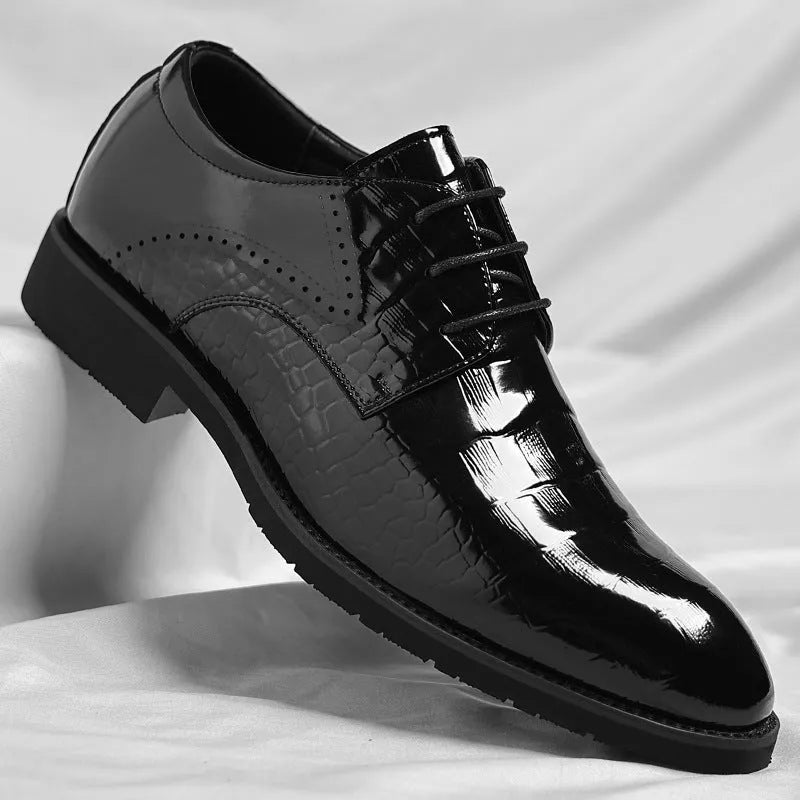 Men's black glossy PU leather low-top business shoes with rubber sole
