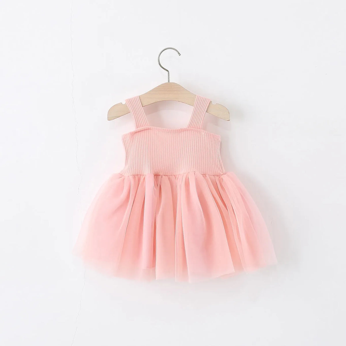 Girls sleeveless solid colour summer dress in polyester fibre, sling style, available in pink and red sizes 80-120