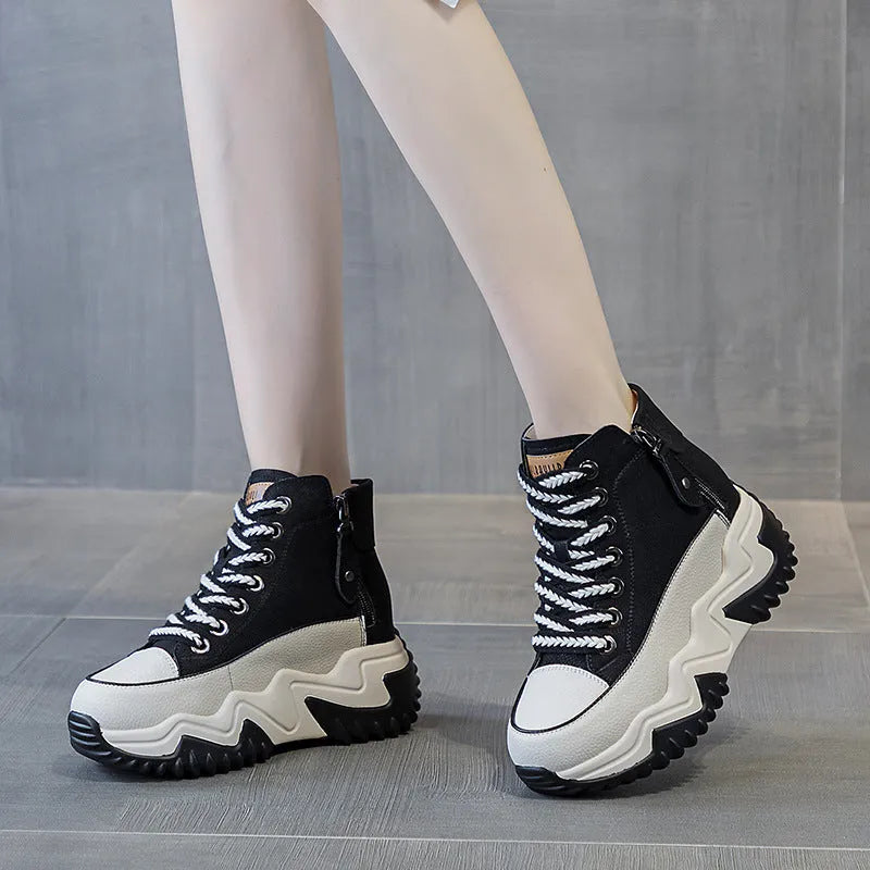 Women's height increasing insole 7CM leather platform shoes with front lace-up and round toe in black