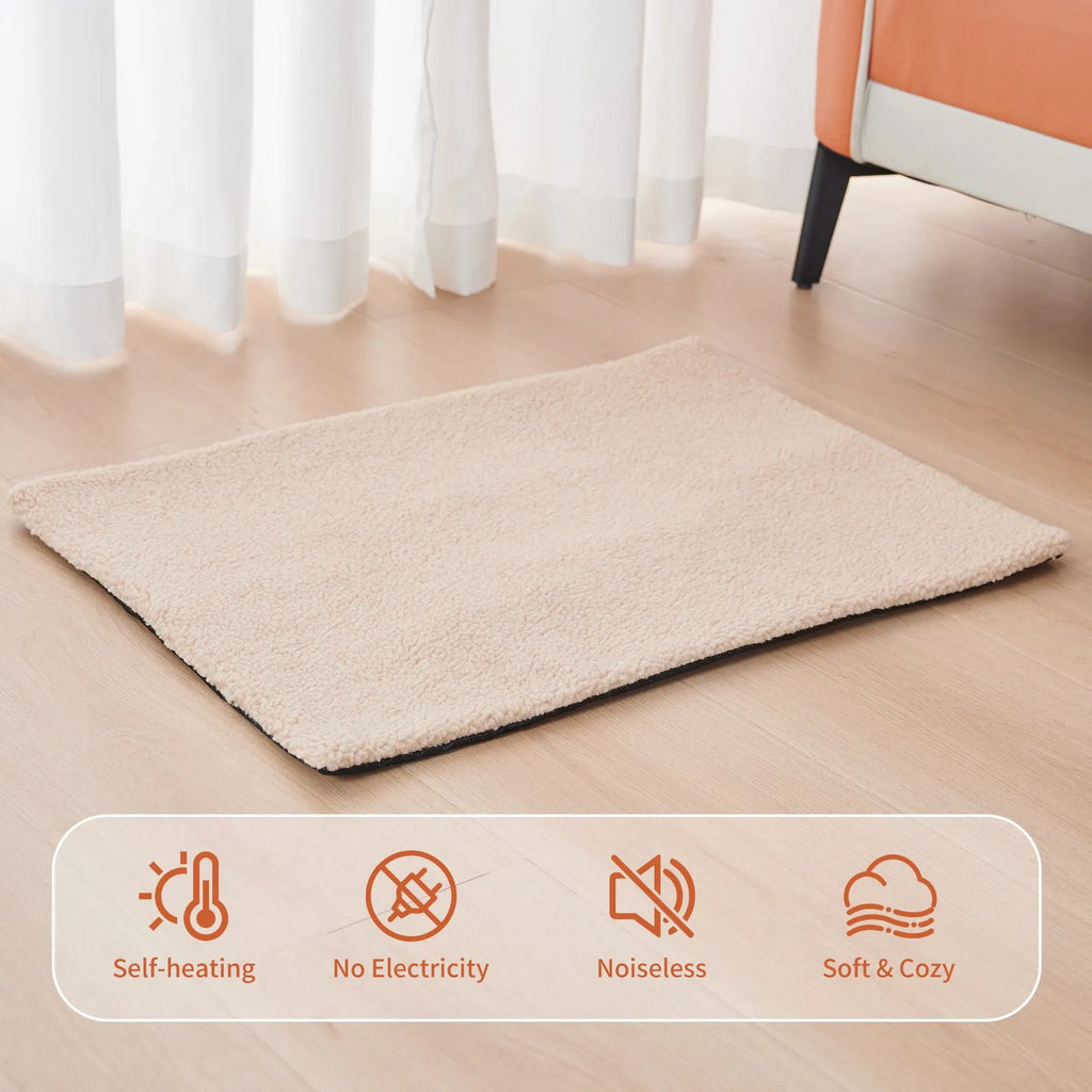 Self heating plush pet pad for cats in grey colour showing soft texture and rectangular shape