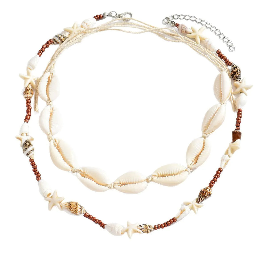 Geometric seashell pendant necklace on regular chain, colour X1900