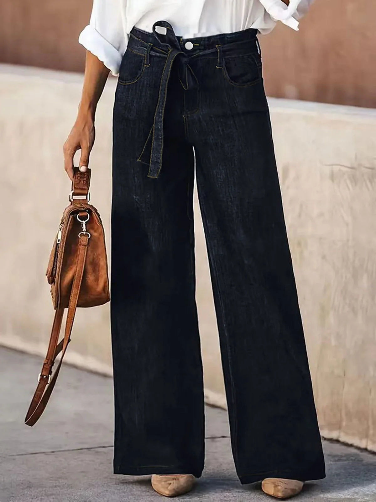 American Hot Girl Retro Wide Leg Jeans in 100% cotton denim with straight-leg design and wide openings