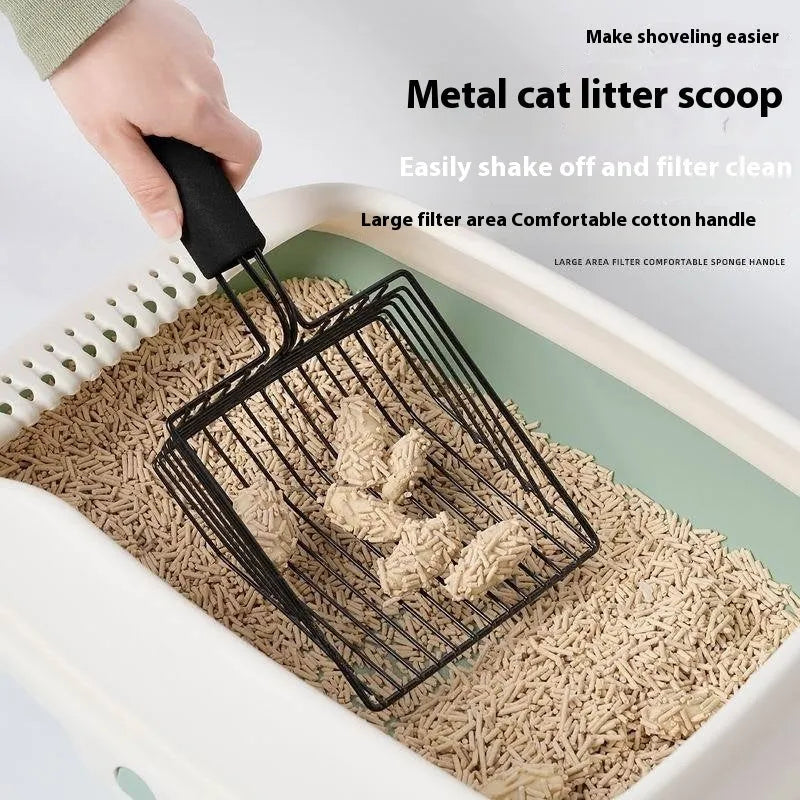 Black metal cat litter scoop with narrow tines for sifting litter