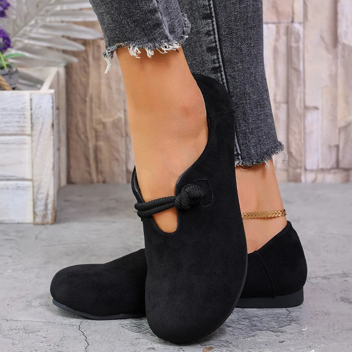Round head slip-on solid colour flat shoes with suede upper and low rubber sole in beige colour