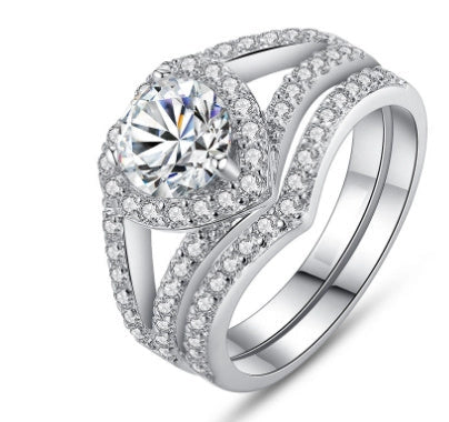 Heart-shaped diamond ring with 18k platinum plating, available in multiple colours and sizes