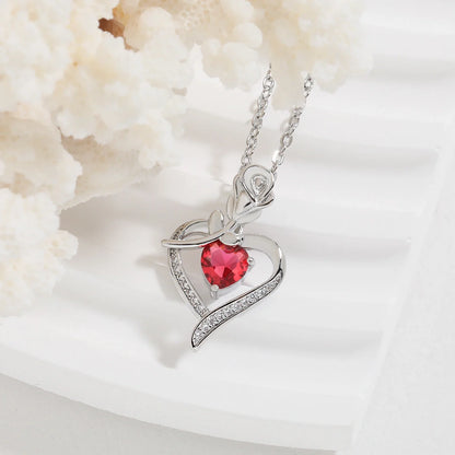 Rose heart-shaped necklace with sparkling rhinestones, a perfect Valentine's Day gift