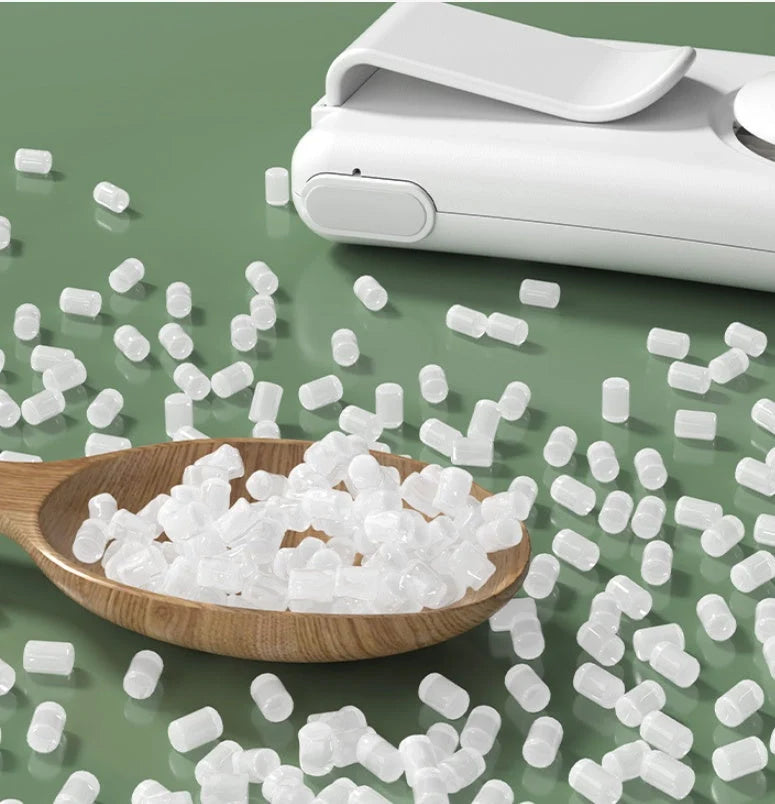 Mini Outdoor Portable Breathable Heat Cooling Silent Mask Fan with Charging Box