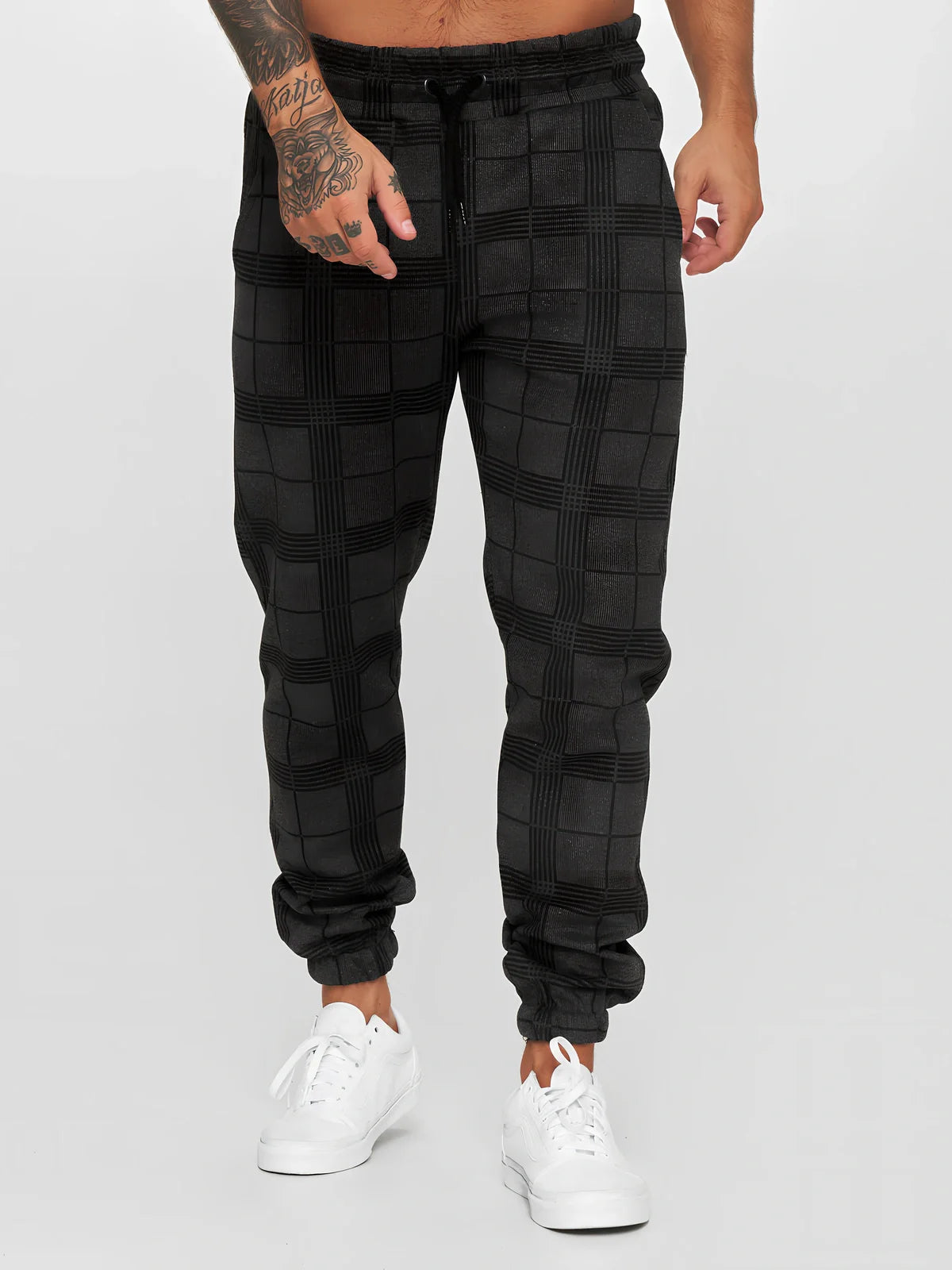 Men's checkered 3D digital print cotton trousers with tapered fit and elastic waistband