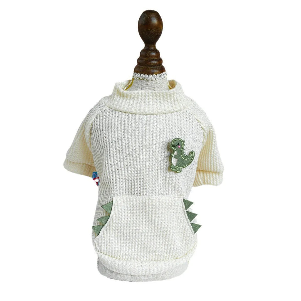 Casual pet sweater round-neck shirt in polyester with red heart design on white background