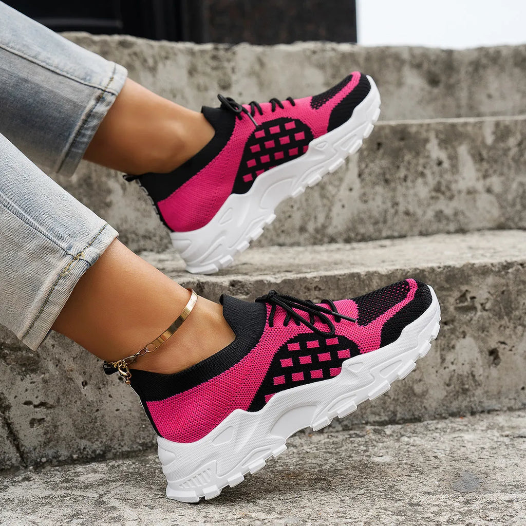 Fashion all-match platform casual sneaker in solid colour with Flyknit upper and non-slip rubber outsole