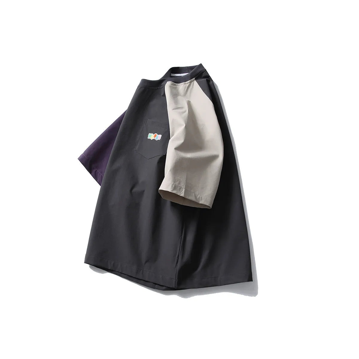 Dark grey men's loose-fit t-shirt with contrast colour raglan short sleeves