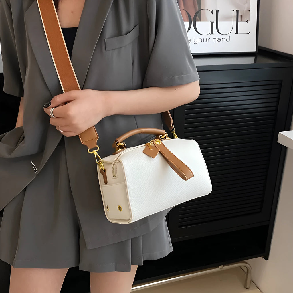 Summer all-matching shoulder messenger bag in PU with visible stitching, outer slit pocket, horizontal square shape, available in five colours