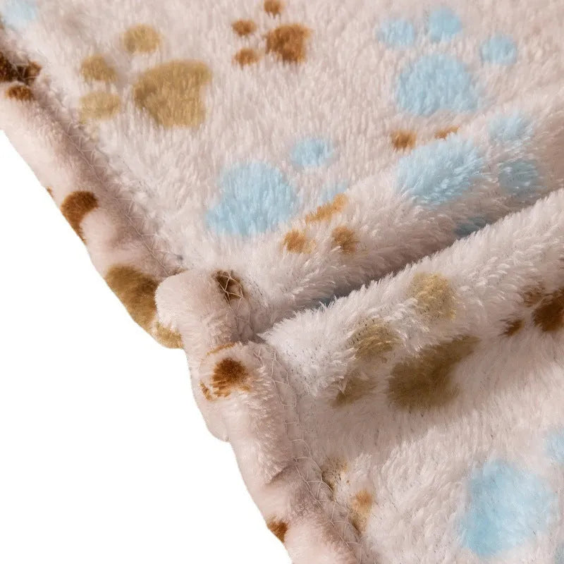 Blue Dog cartoon pattern pet blanket showing double-sided flannel texture and 100x120cm size