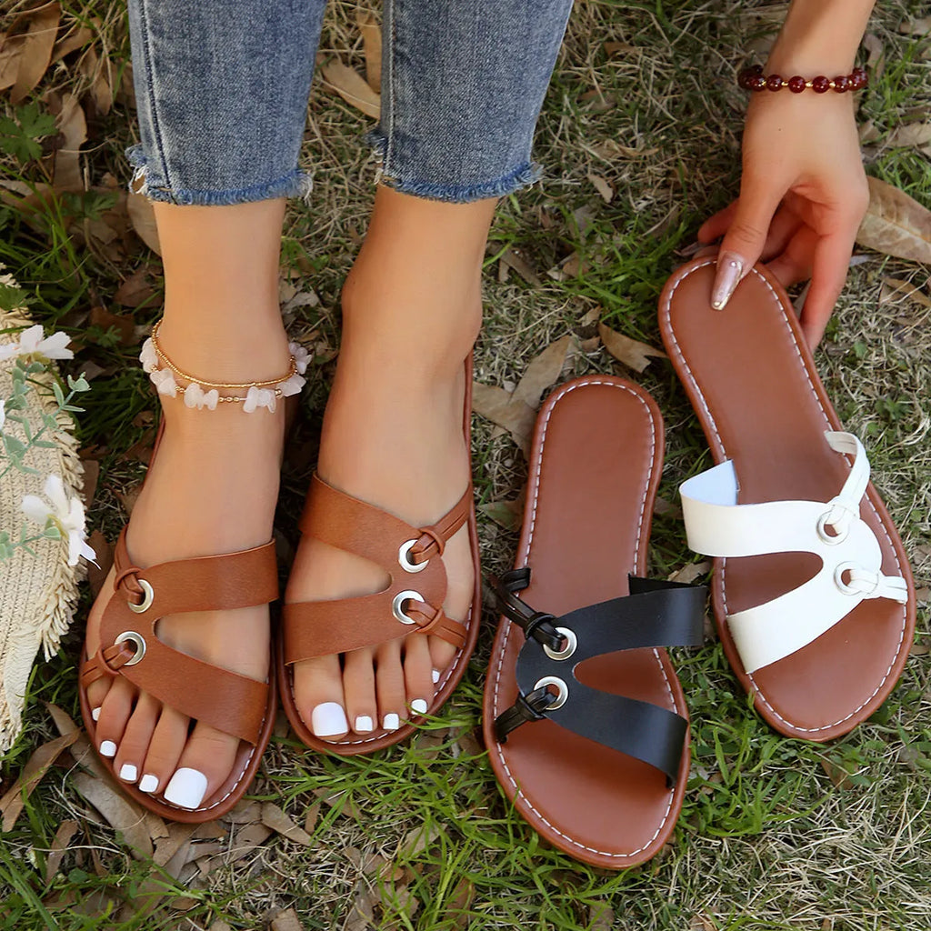 Women's round toe flat sandals in light brown with PU upper and rubber sole