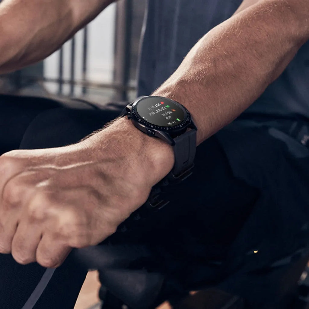 Round 46mm aluminium alloy smartwatch with touchscreen displaying heart rate and call functions