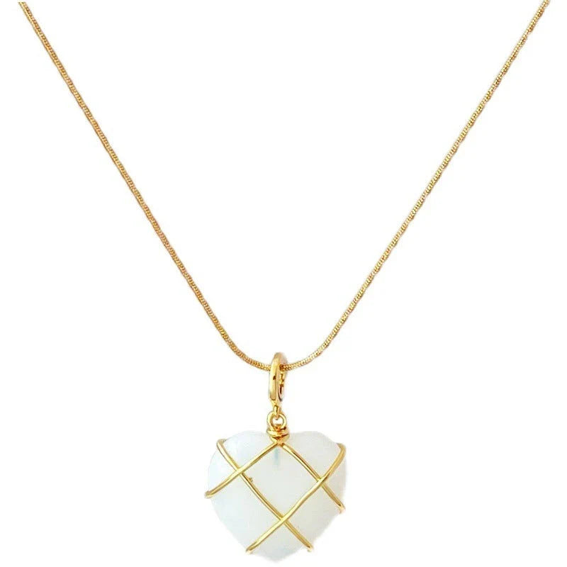 Sparkling heart-shaped moonstone necklace with copper and real gold electroplating, a beautiful accessory for the modern fashionista