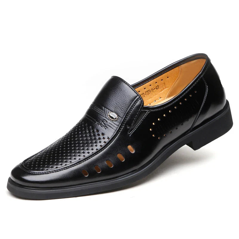 Premium leather sandals with breathable cowhide uppers and rubber soles, designed for comfort and style for middle-aged and elderly Kiwi gentlemen.