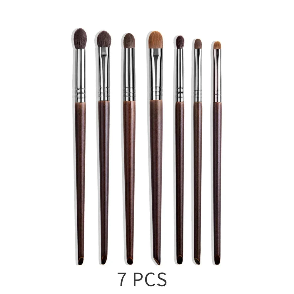 OVW Natural Makeup Brushes Set with 24 high-quality brushes for flawless makeup application