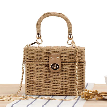 Stylish straw beach bag with detachable strap, perfect for Kiwi summer outings and adventures