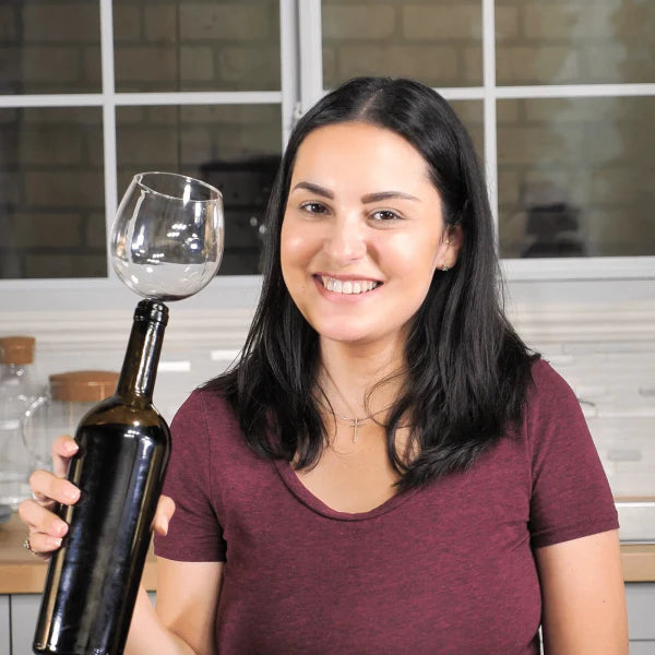Premium borosilicate glass wine glass topper that transforms any wine bottle into a personal wine glass