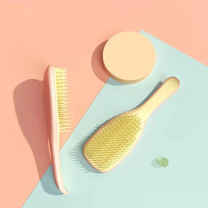 Anti-static hairbrush with soft bristles for detangling and styling hair effortlessly