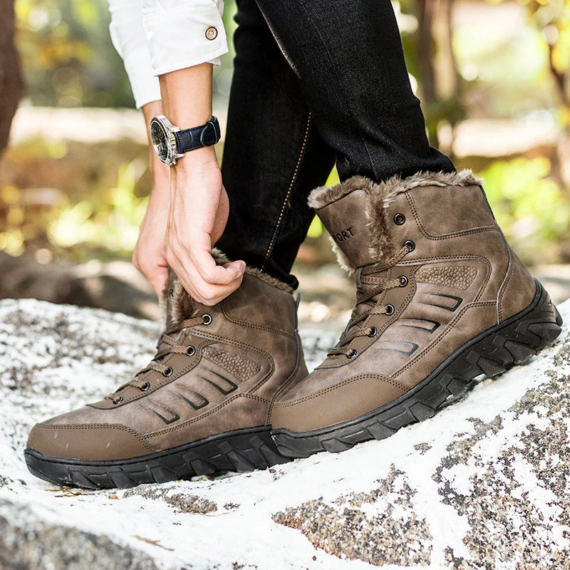 Warm, cosy and stylish high-top winter boots for Kiwi men, featuring a microfiber upper, rubber sole, and unique embossed design.