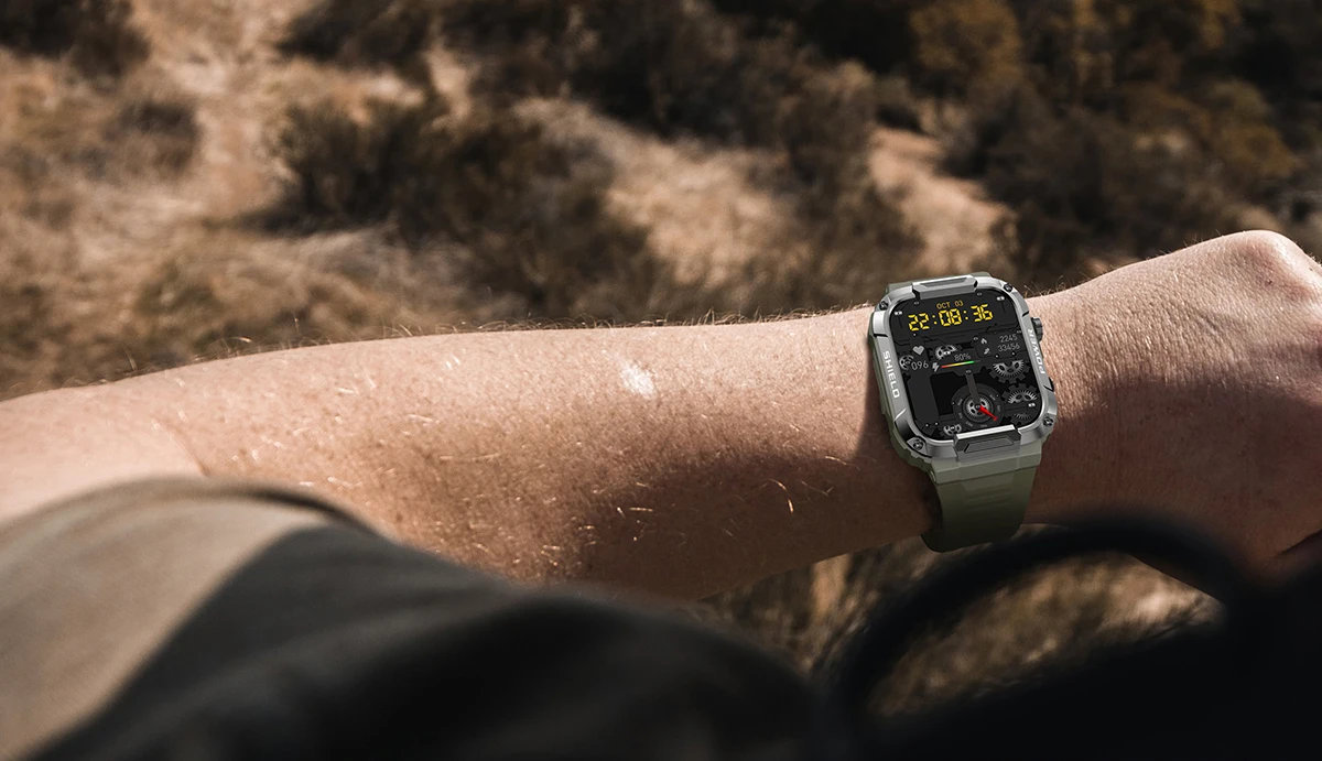 Rugged military-grade smartwatch with anti-smash and anti-fall design, real-time weather forecasts, and advanced health monitoring features