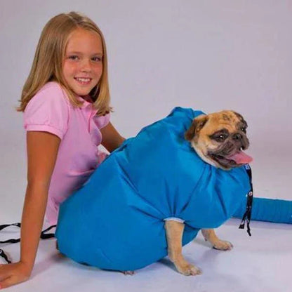 A dog drying bag made of Oxford cloth that uses a hair dryer to quickly and effectively dry a wet dog.