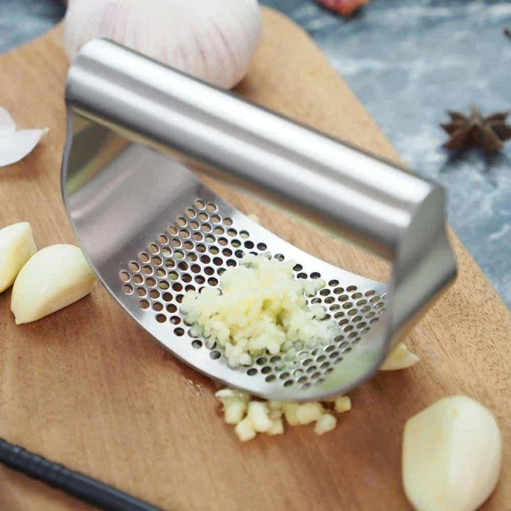 Ergonomic stainless steel garlic press, a must-have kitchen tool for Kiwi home chefs