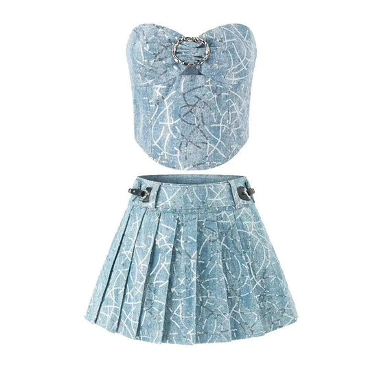 A 90s-inspired 2-piece skirt set with a sequin off-the-shoulder corset top and mini pleated skirt